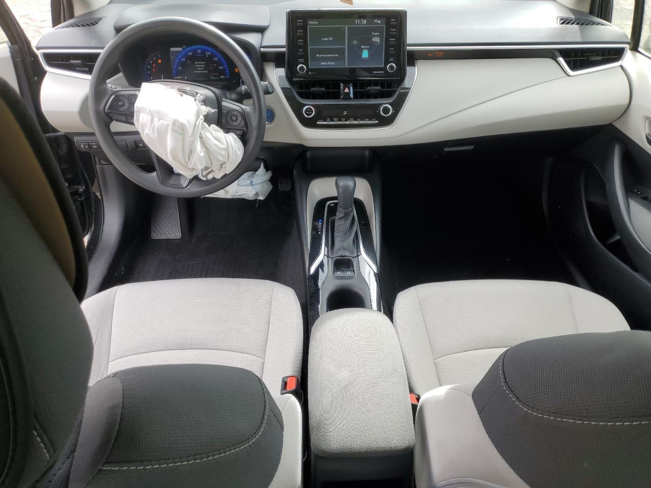 2022 TOYOTA COROLLA