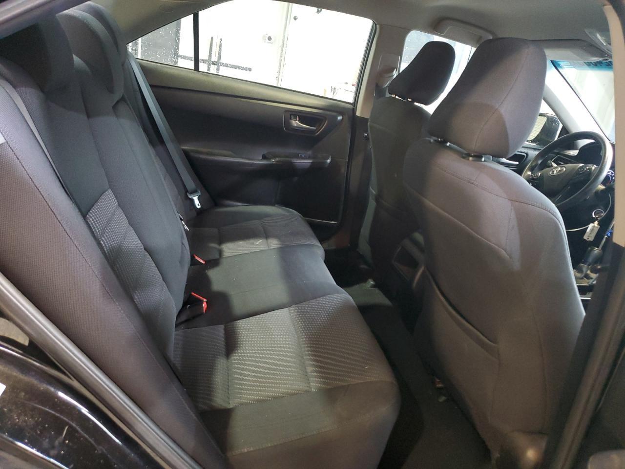 2016 TOYOTA CAMRY