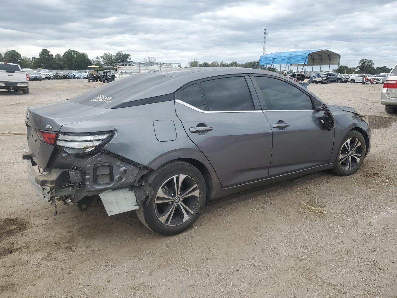2022 NISSAN SENTRA