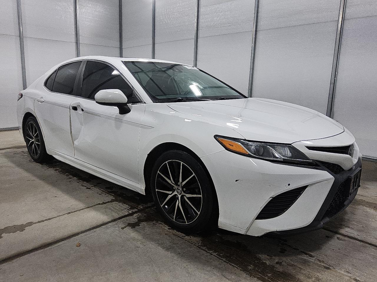2020 TOYOTA CAMRY
