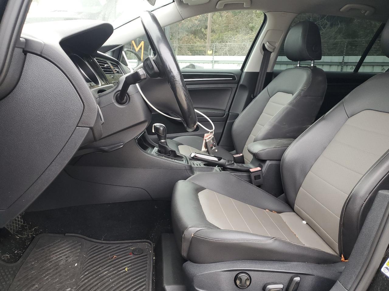 2015 VOLKSWAGEN GOLF