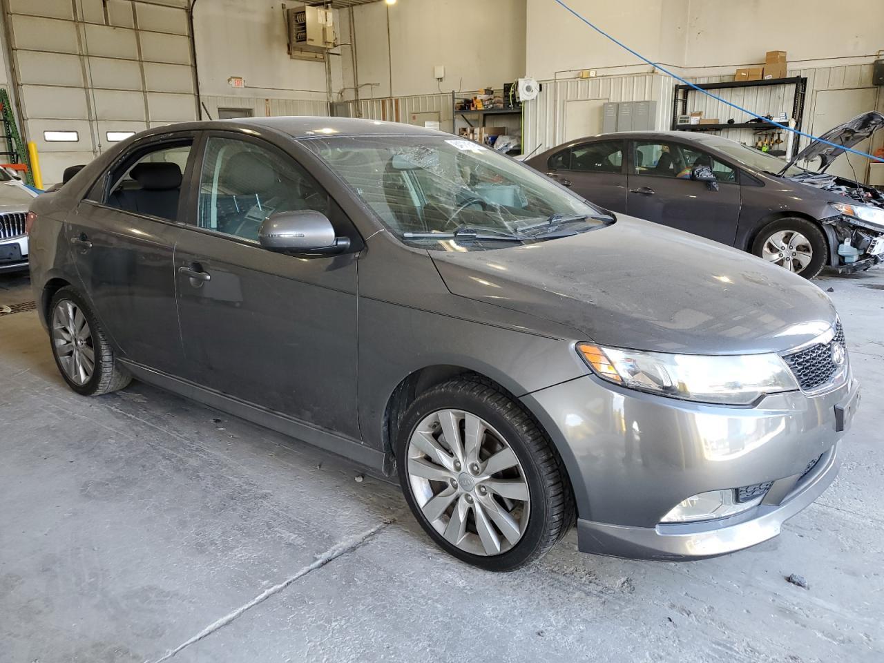 2013 KIA FORTE