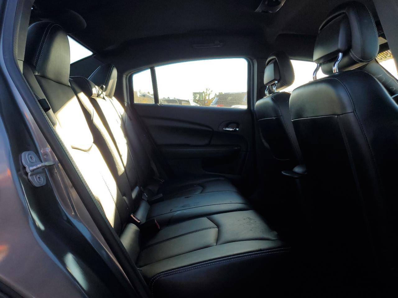 2013 CHRYSLER 200