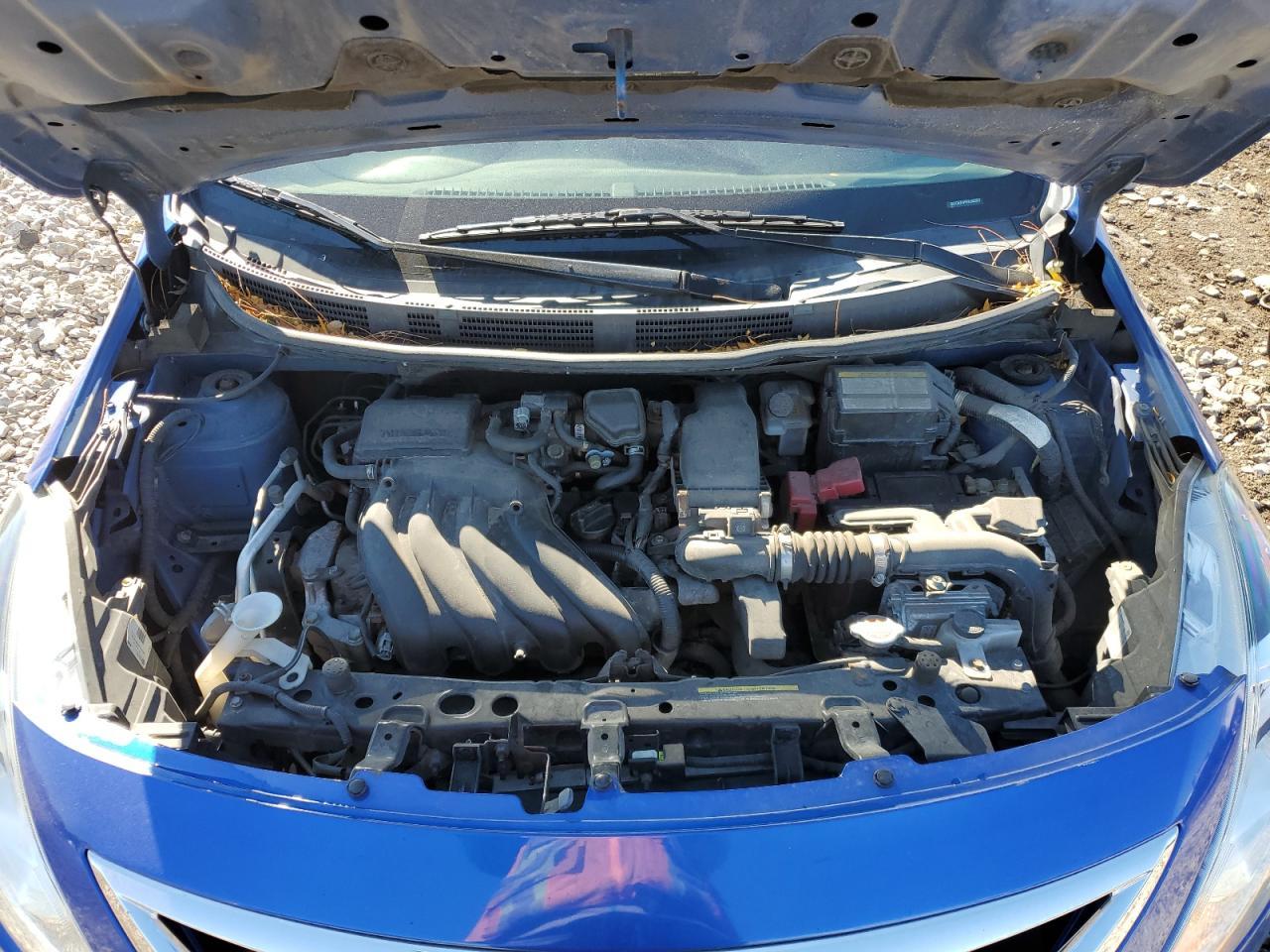 2017 NISSAN VERSA