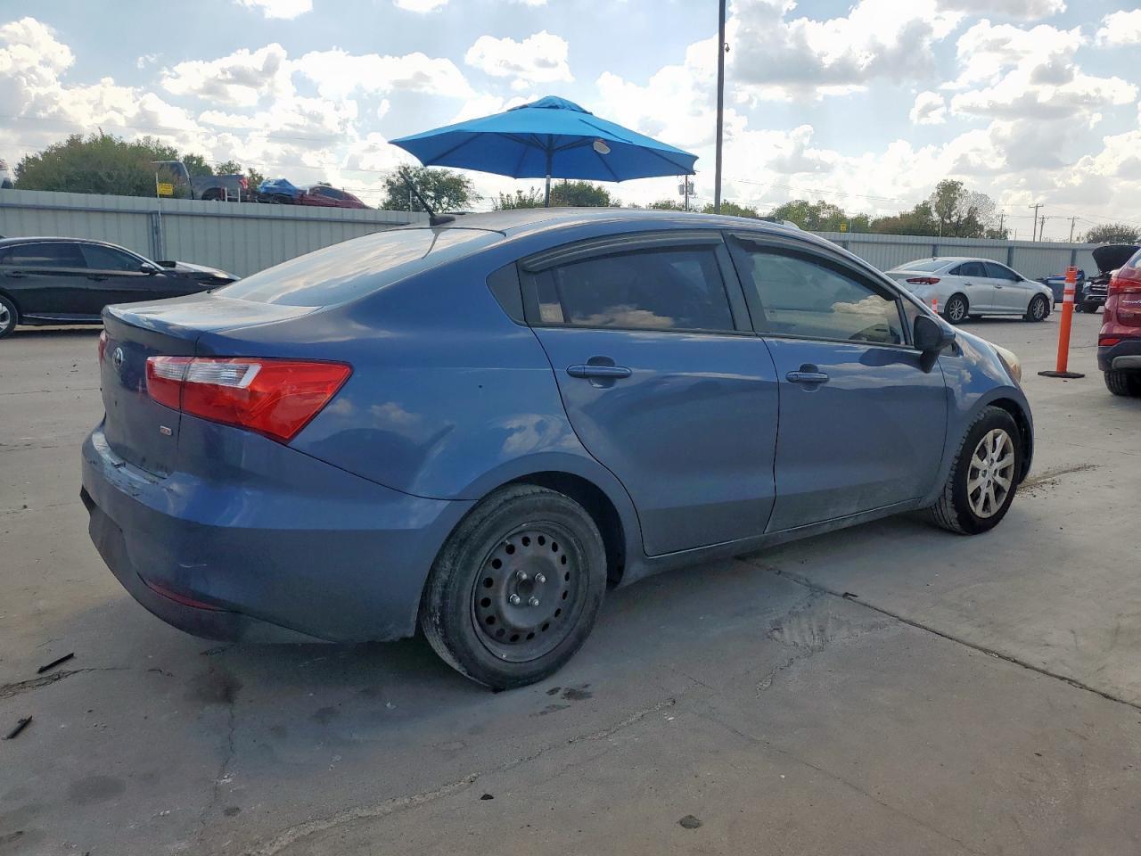 2016 KIA RIO