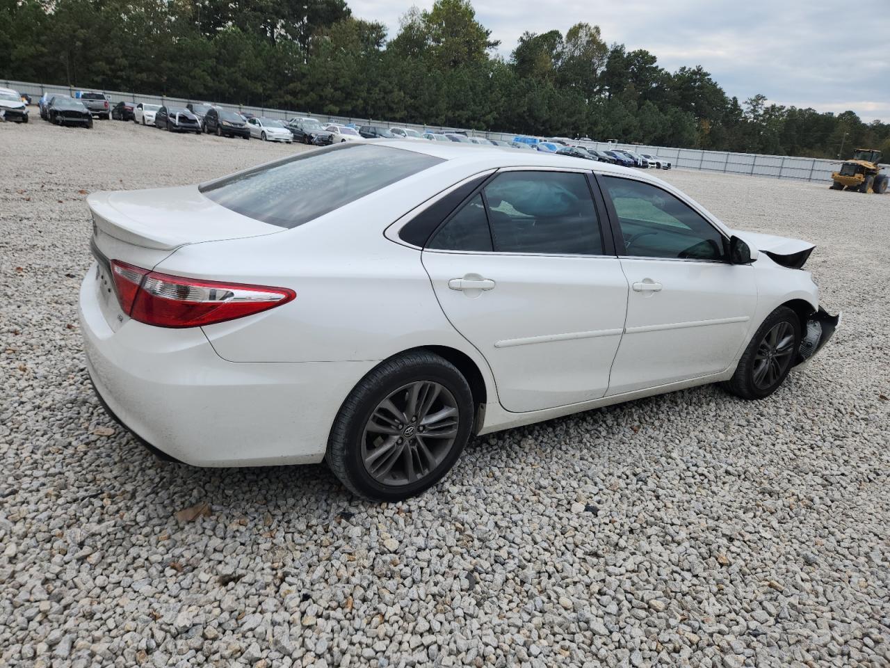 2016 TOYOTA CAMRY