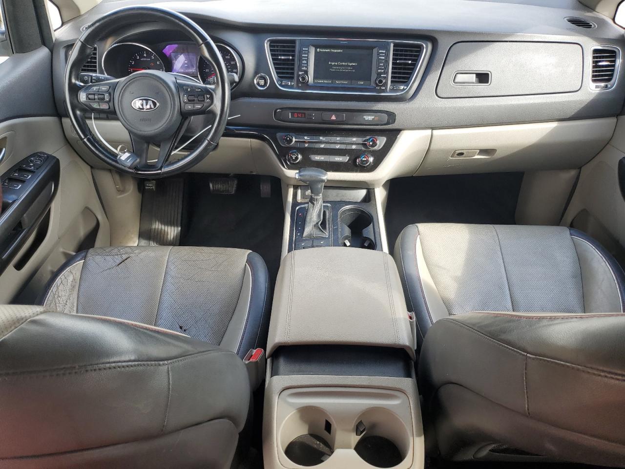 2017 KIA SEDONA