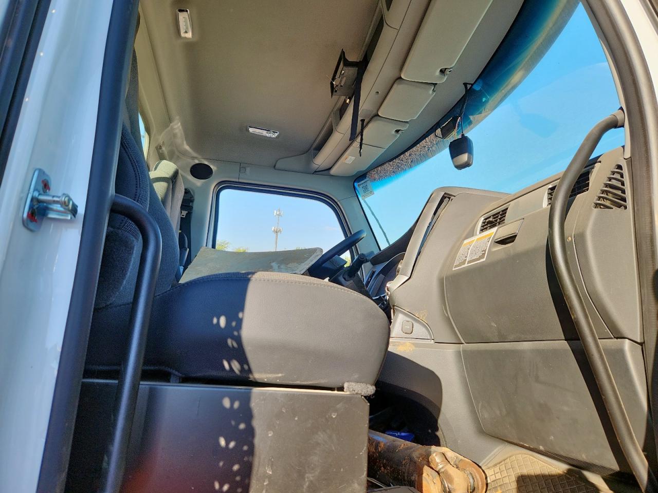 2025 KENWORTH T680