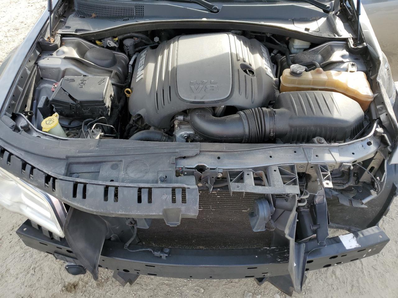 2011 CHRYSLER 300