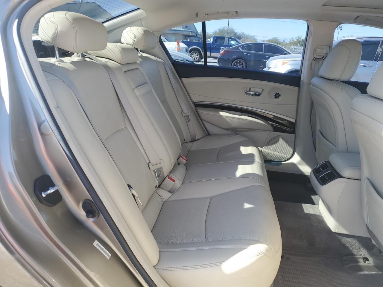 2016 ACURA RLX