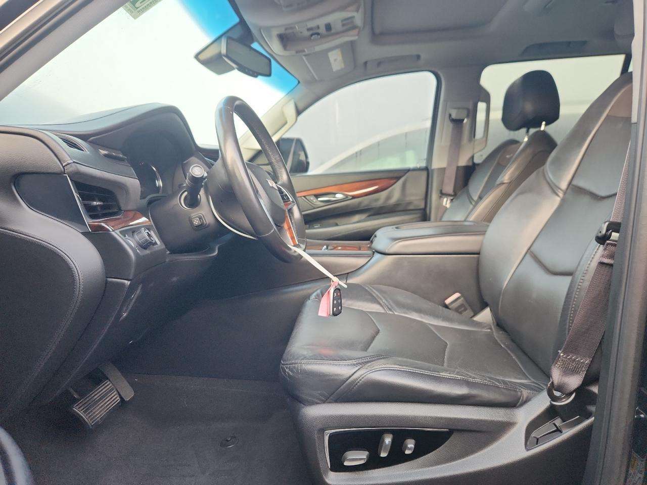 2016 CADILLAC Escalade ESV