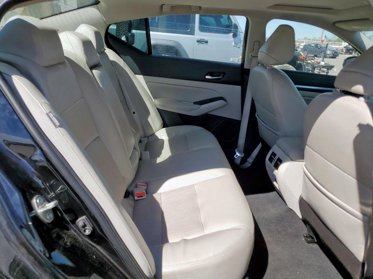 2022 NISSAN ALTIMA