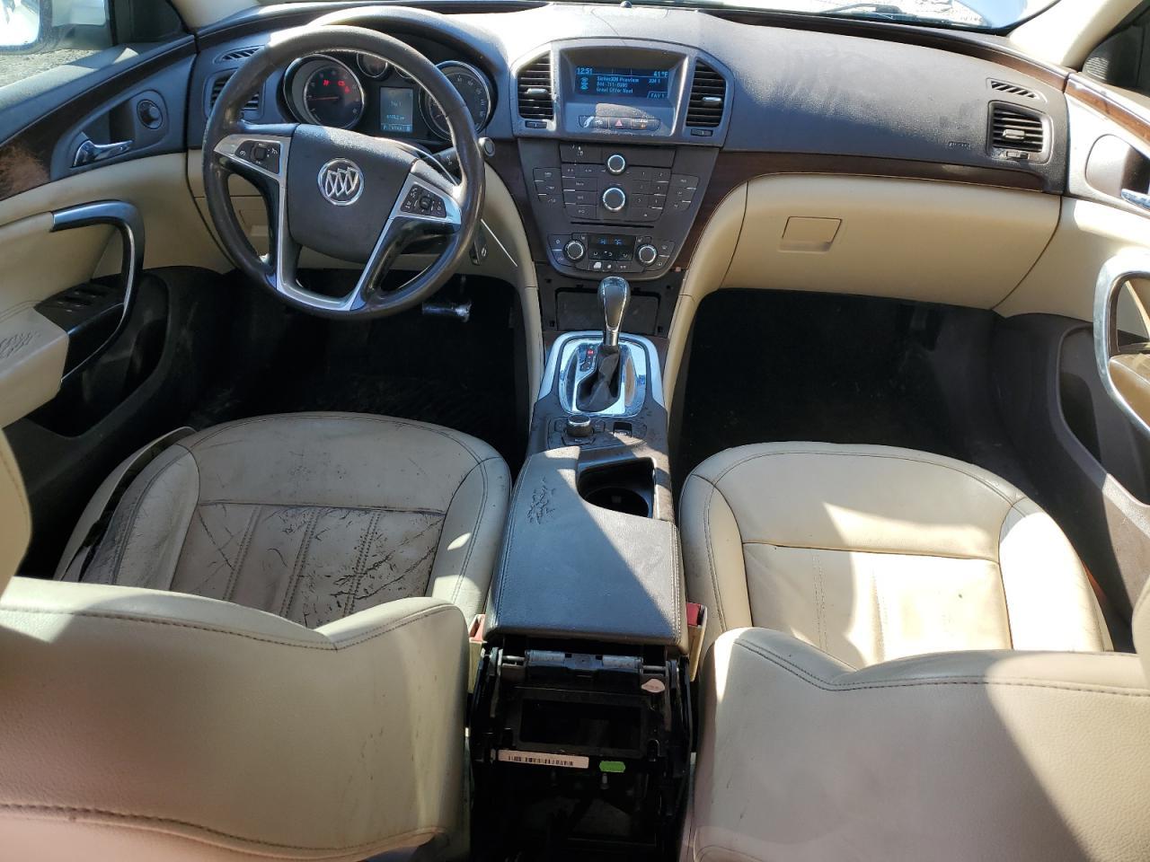 2011 BUICK Regal