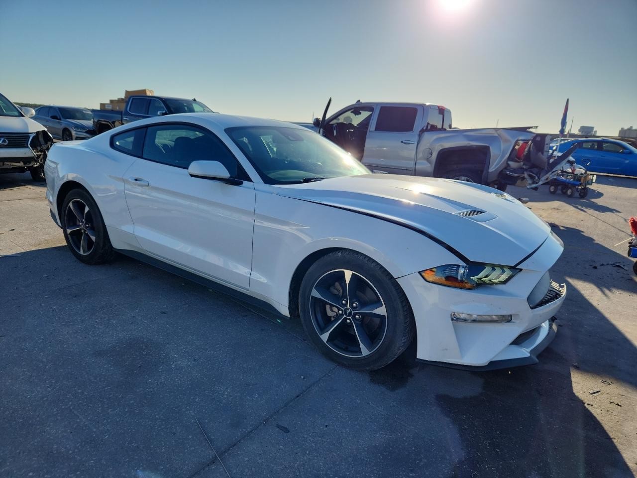 2022 FORD MUSTANG