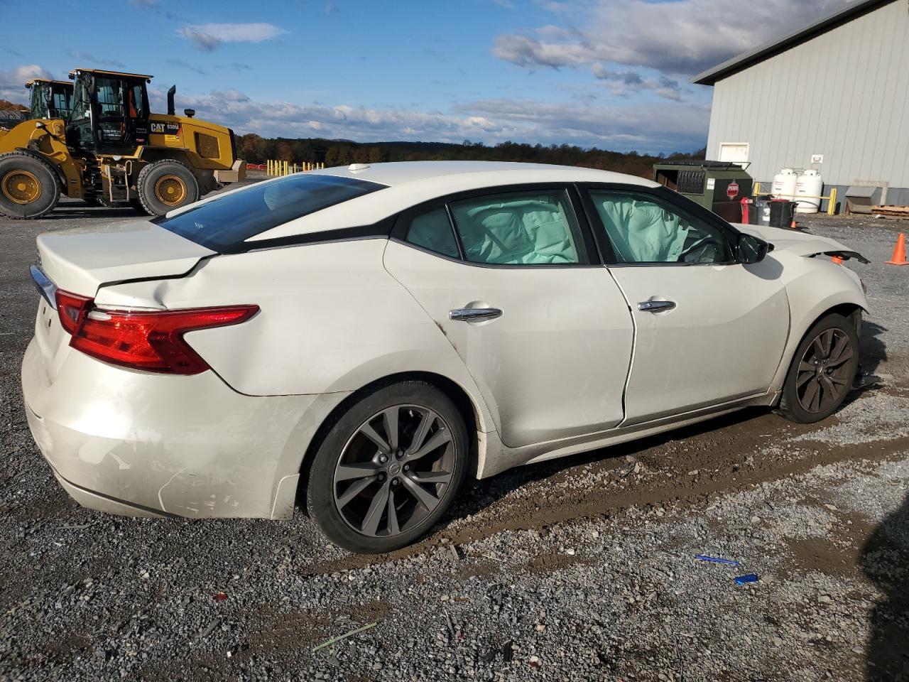 2017 NISSAN Maxima