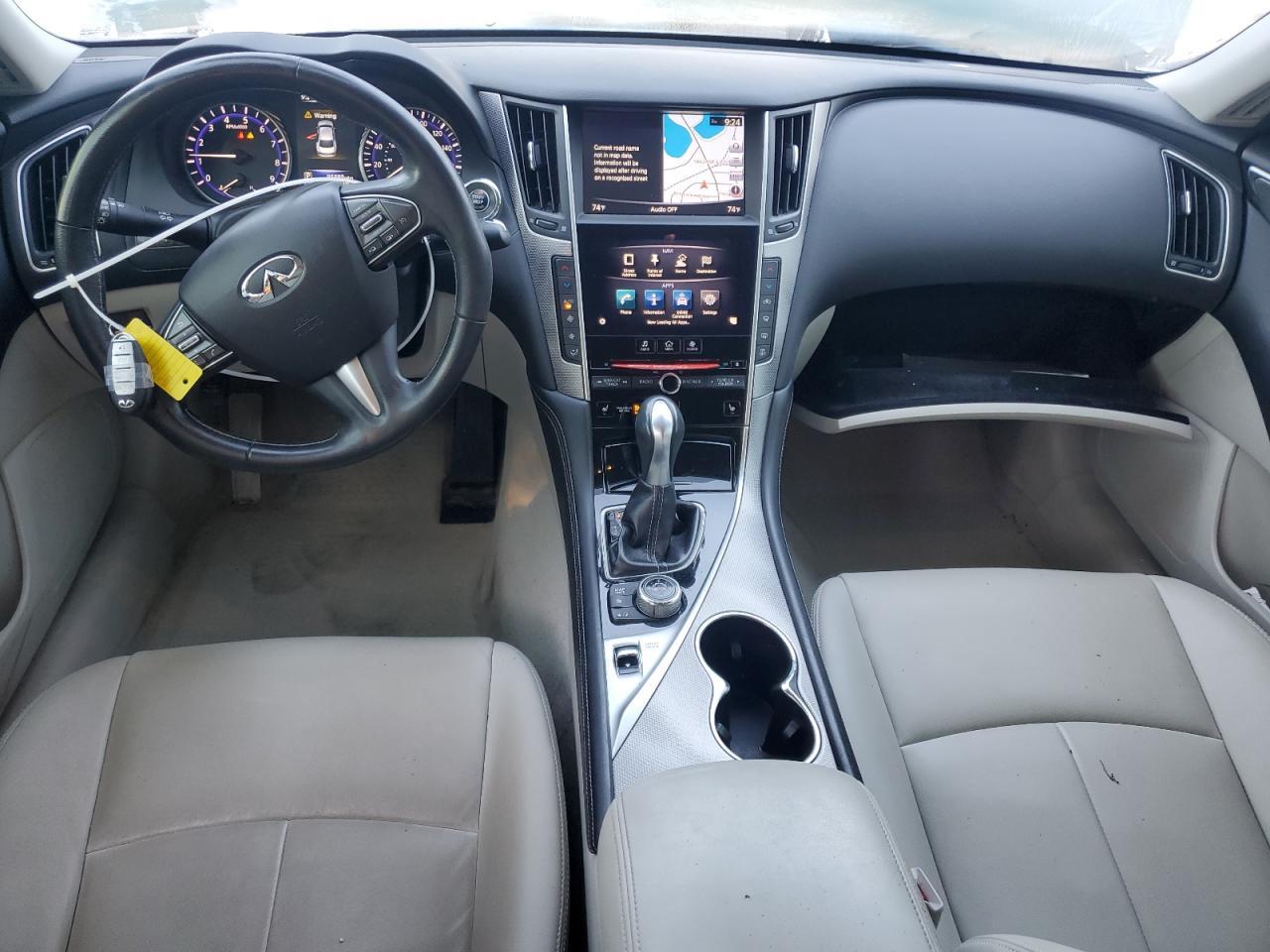 2015 INFINITI Q50