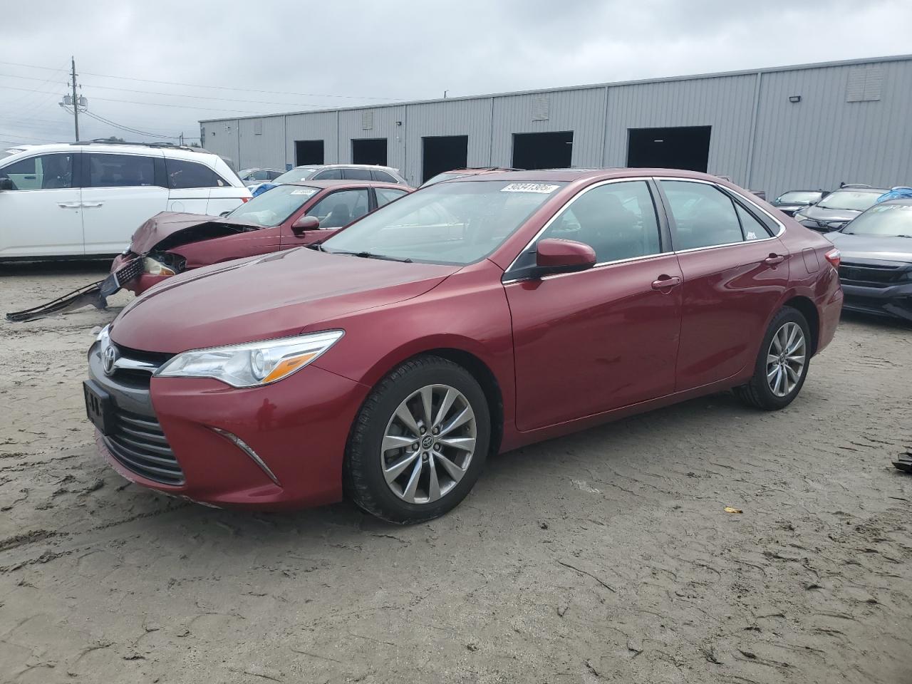 2015 TOYOTA CAMRY