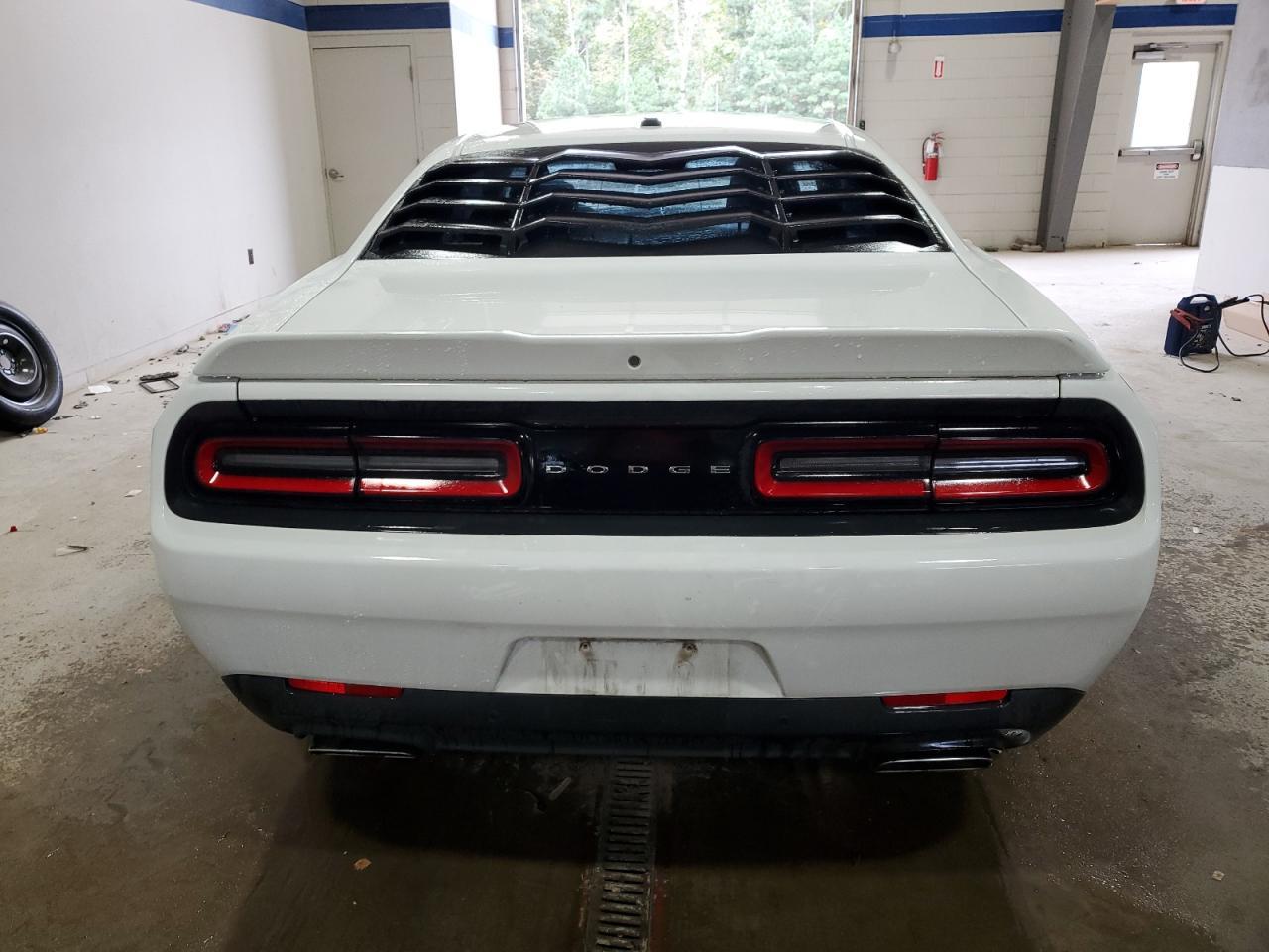 2015 DODGE Challenger