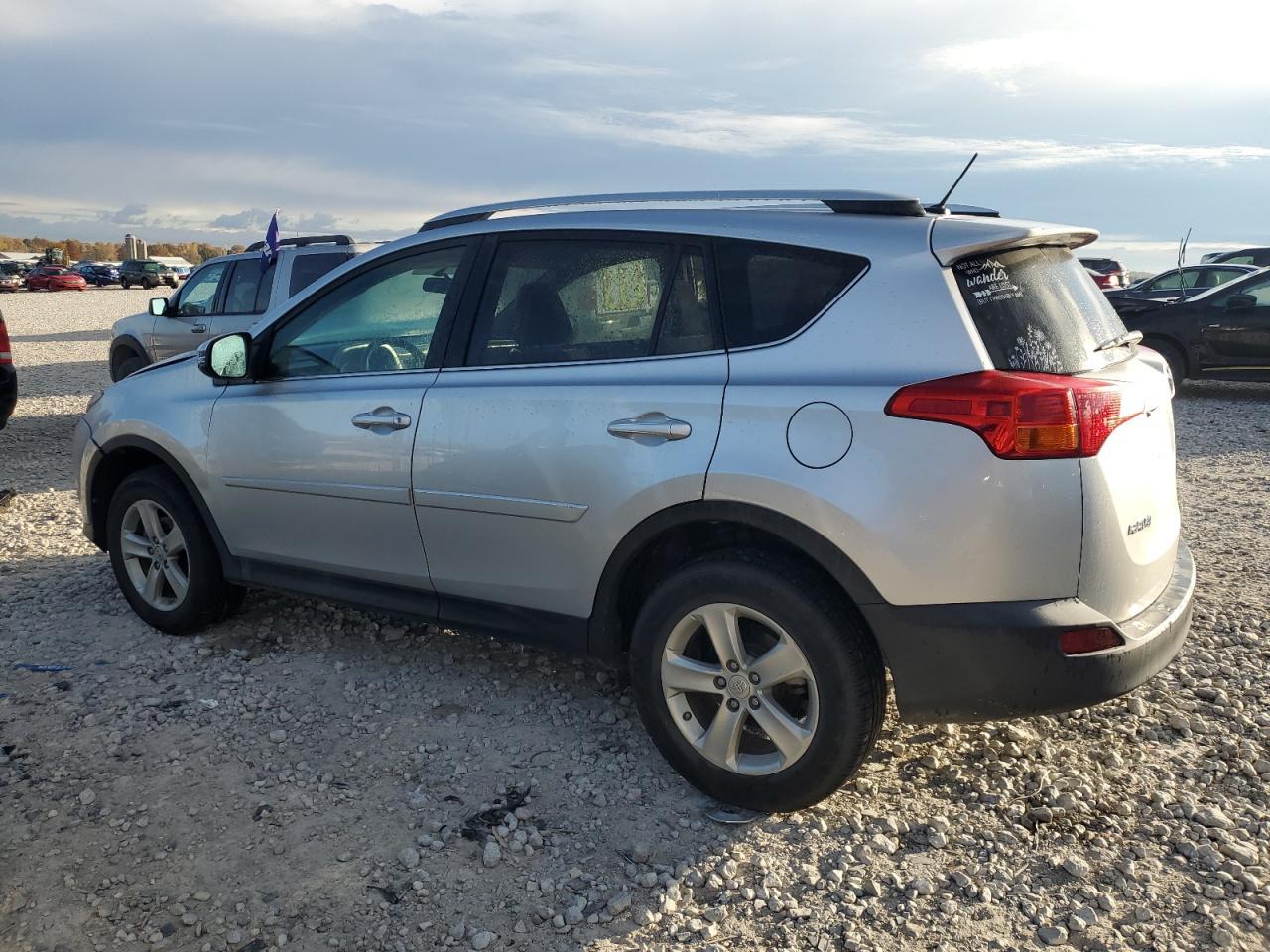2014 TOYOTA RAV4