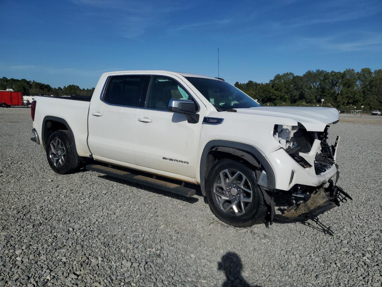 2023 GMC Sierra