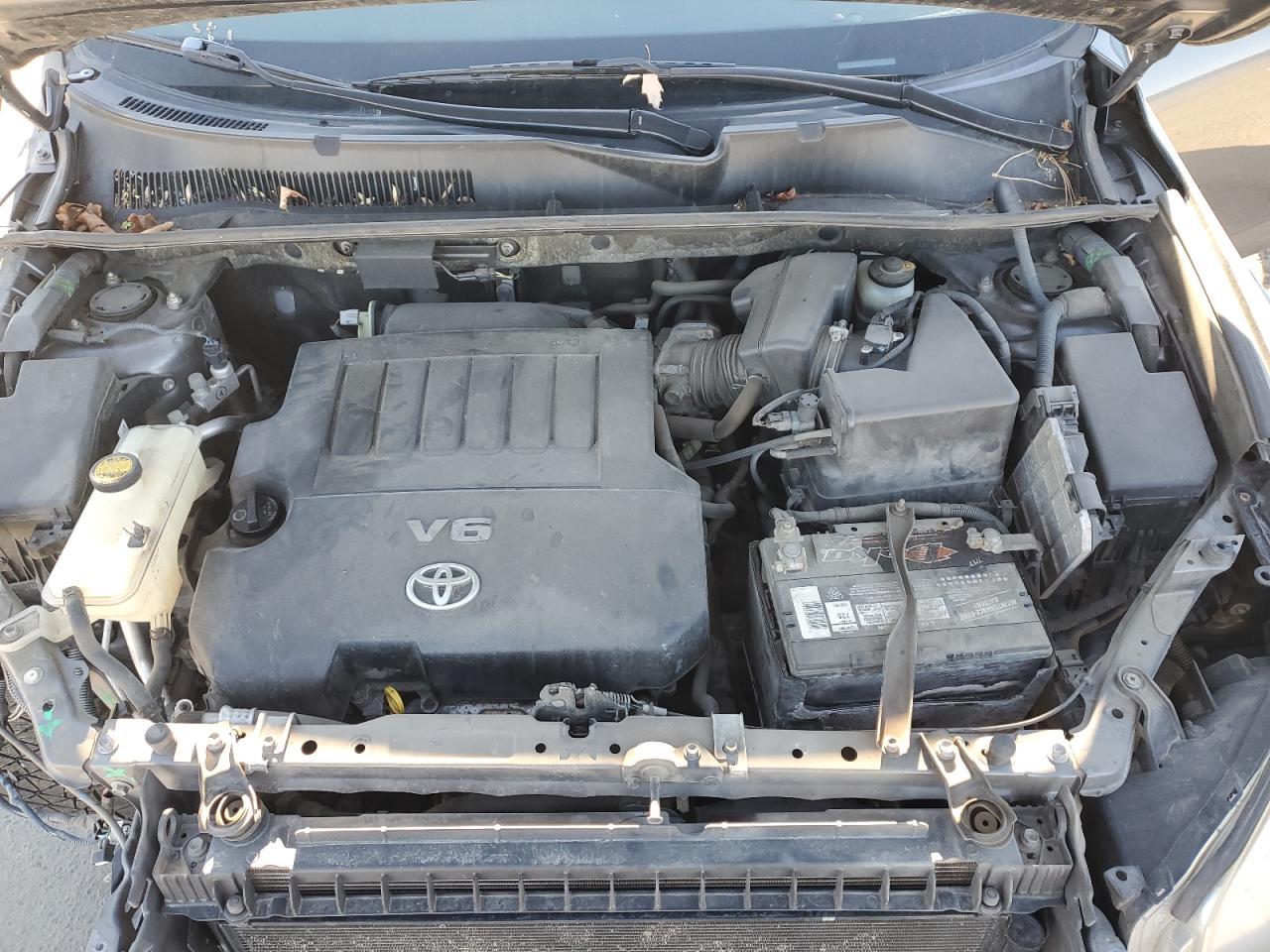 2011 TOYOTA RAV4