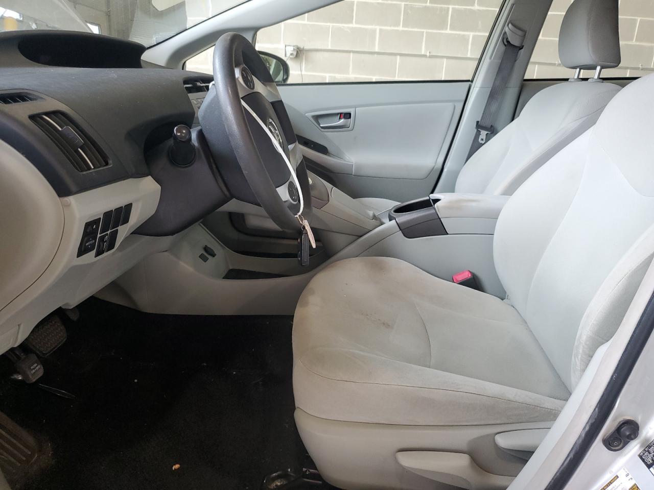 2012 TOYOTA PRIUS