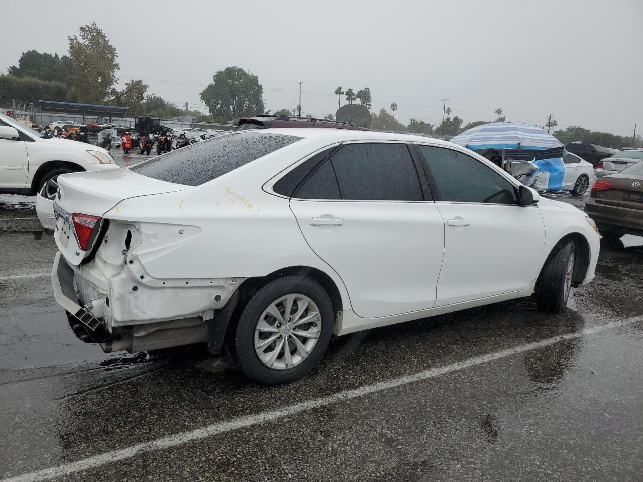 2015 TOYOTA CAMRY