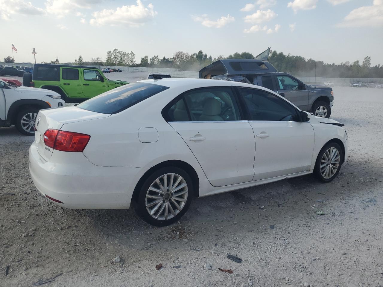 2011 VOLKSWAGEN JETTA