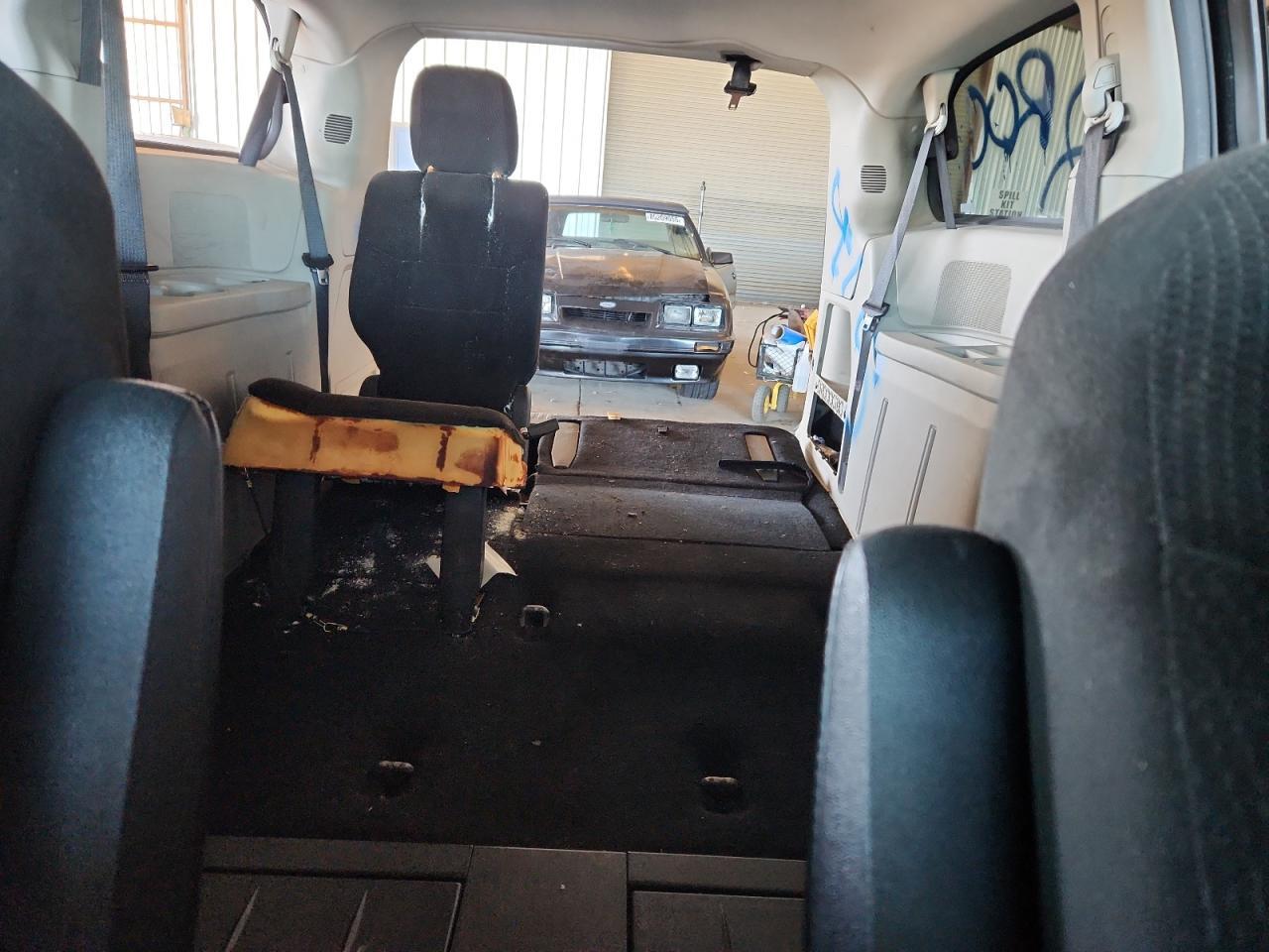 2013 DODGE GRAND CARAVAN