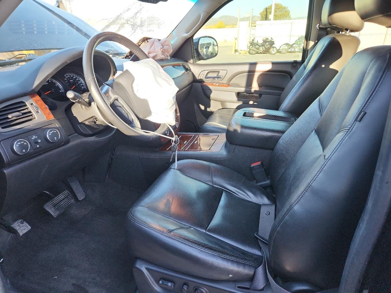 2011 CHEVROLET Avalanche