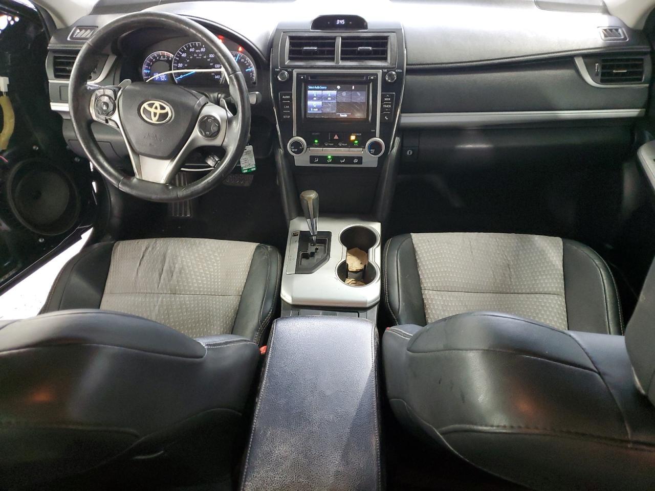 2014 TOYOTA CAMRY