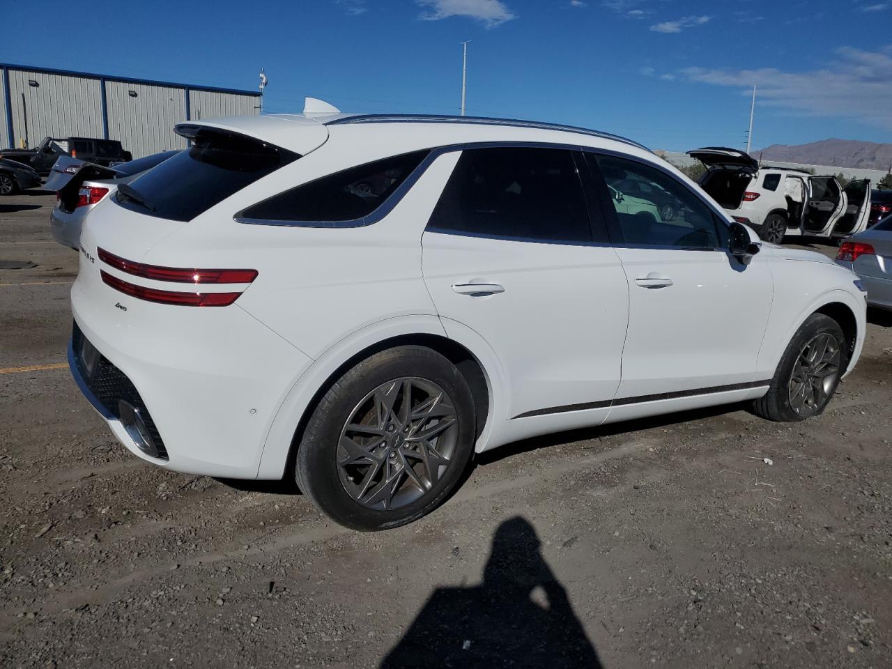 2023 GENESIS GV70