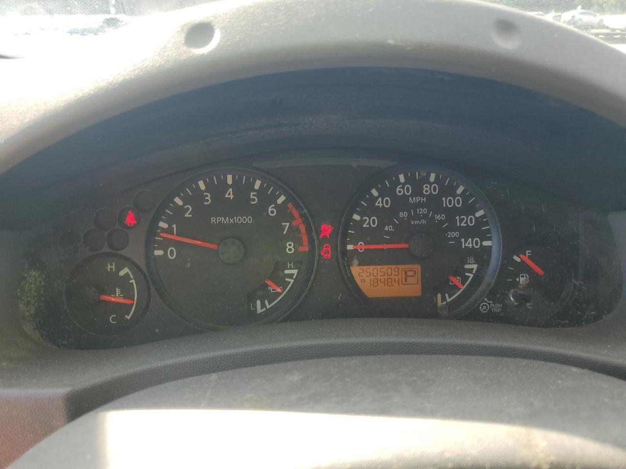 2012 NISSAN Frontier