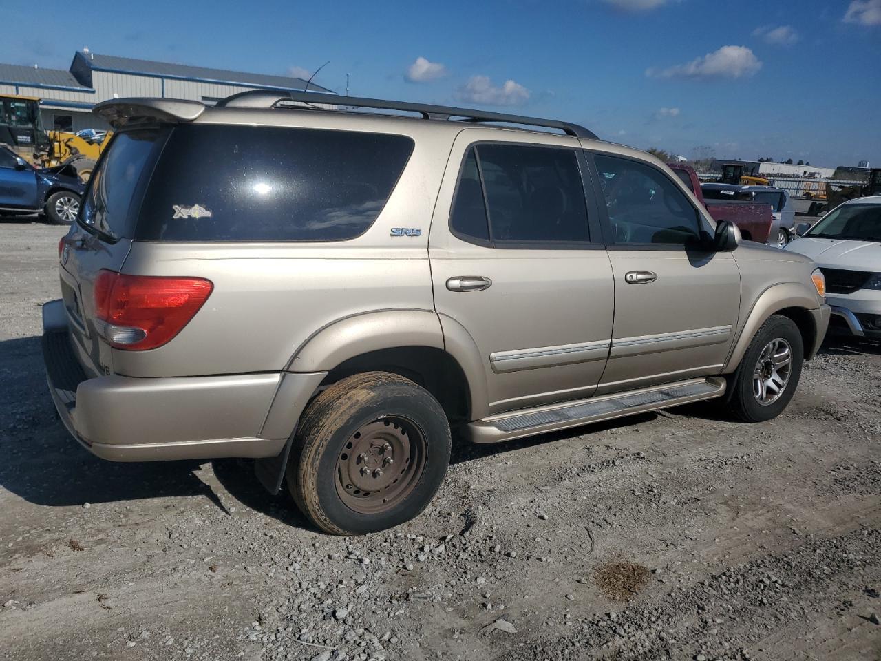 2005 TOYOTA Sequoia