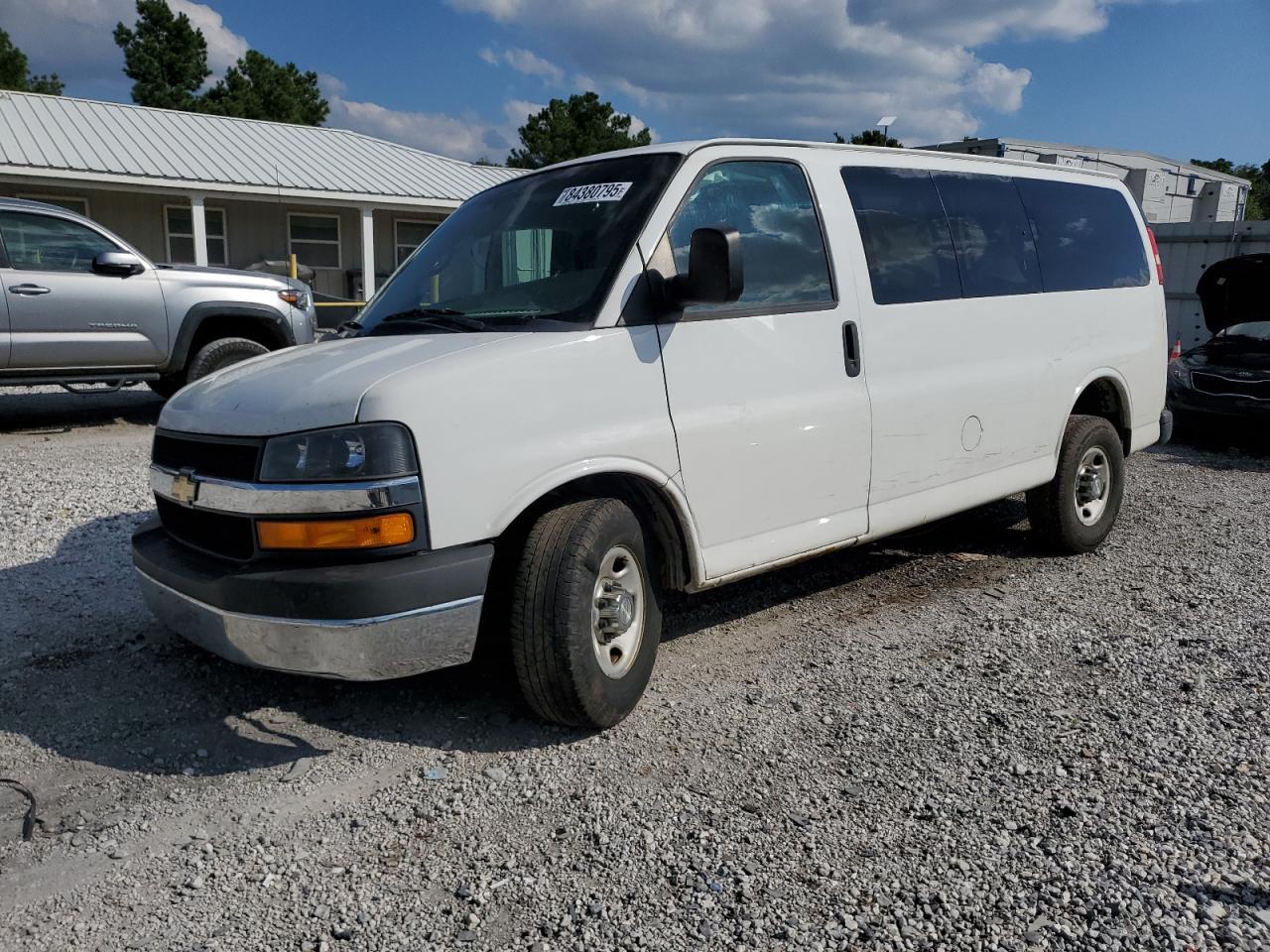 2011 CHEVROLET Express 3500