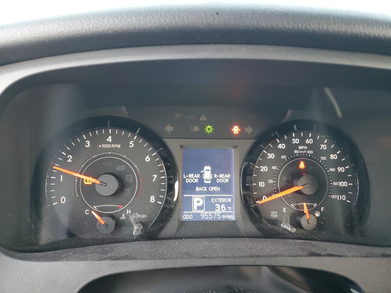 2015 TOYOTA SIENNA