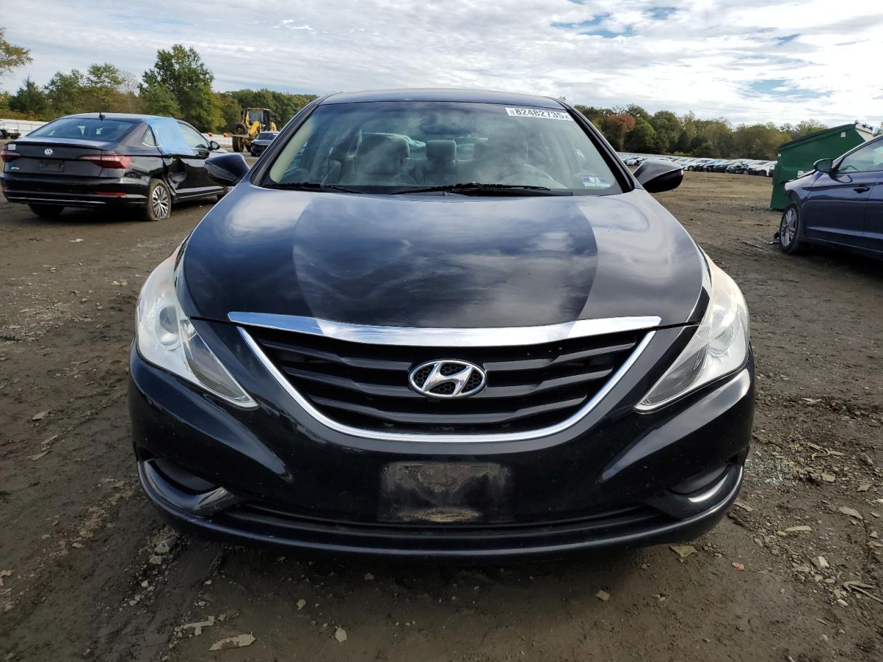 2011 HYUNDAI SONATA
