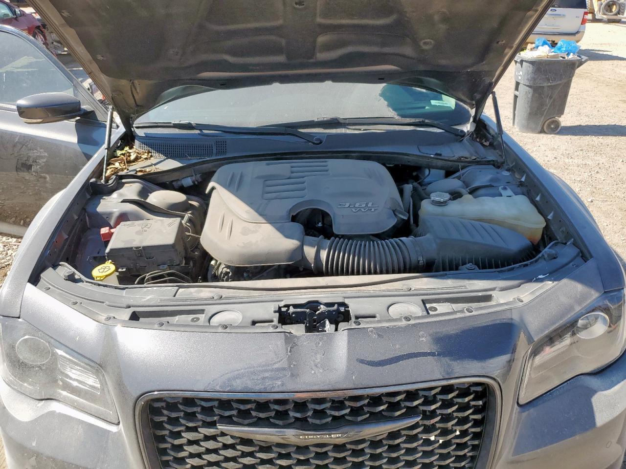 2022 CHRYSLER 300