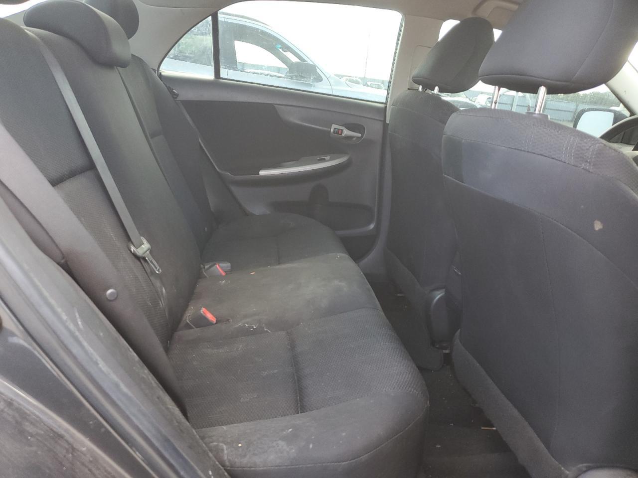 2011 TOYOTA COROLLA