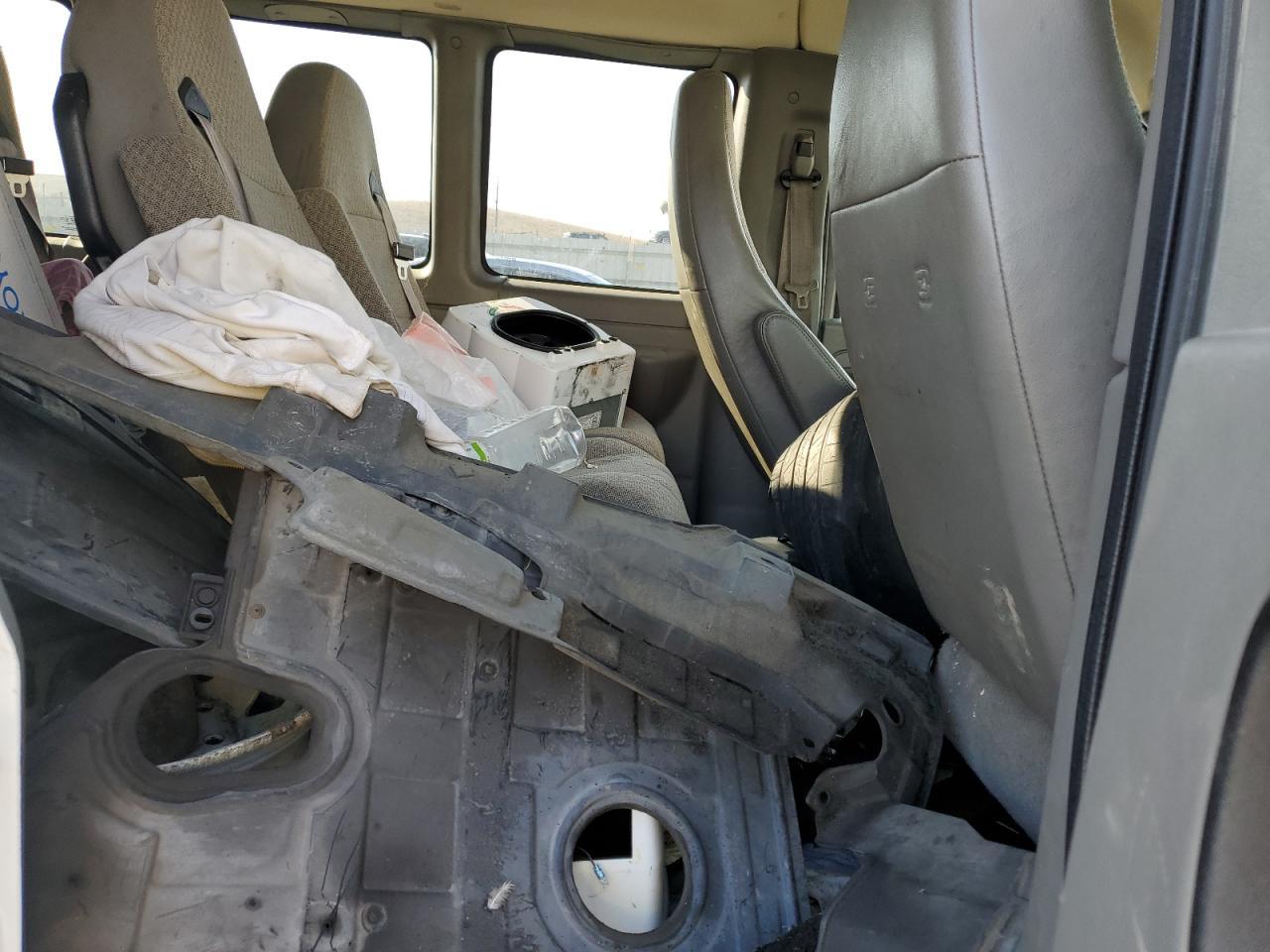 2015 CHEVROLET EXPRESS 2500