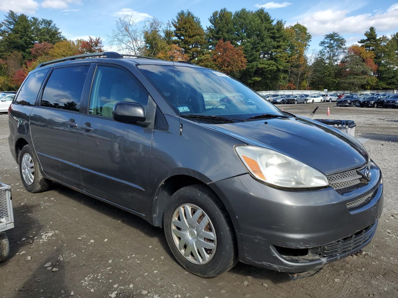 2005 TOYOTA SIENNA