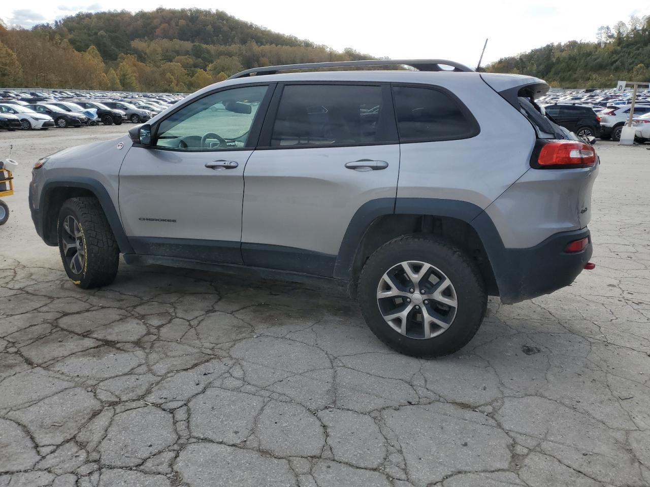 2018 JEEP CHEROKEE