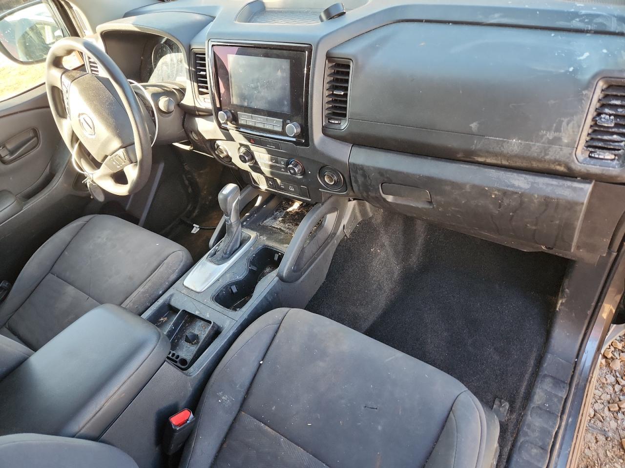 2022 NISSAN Frontier
