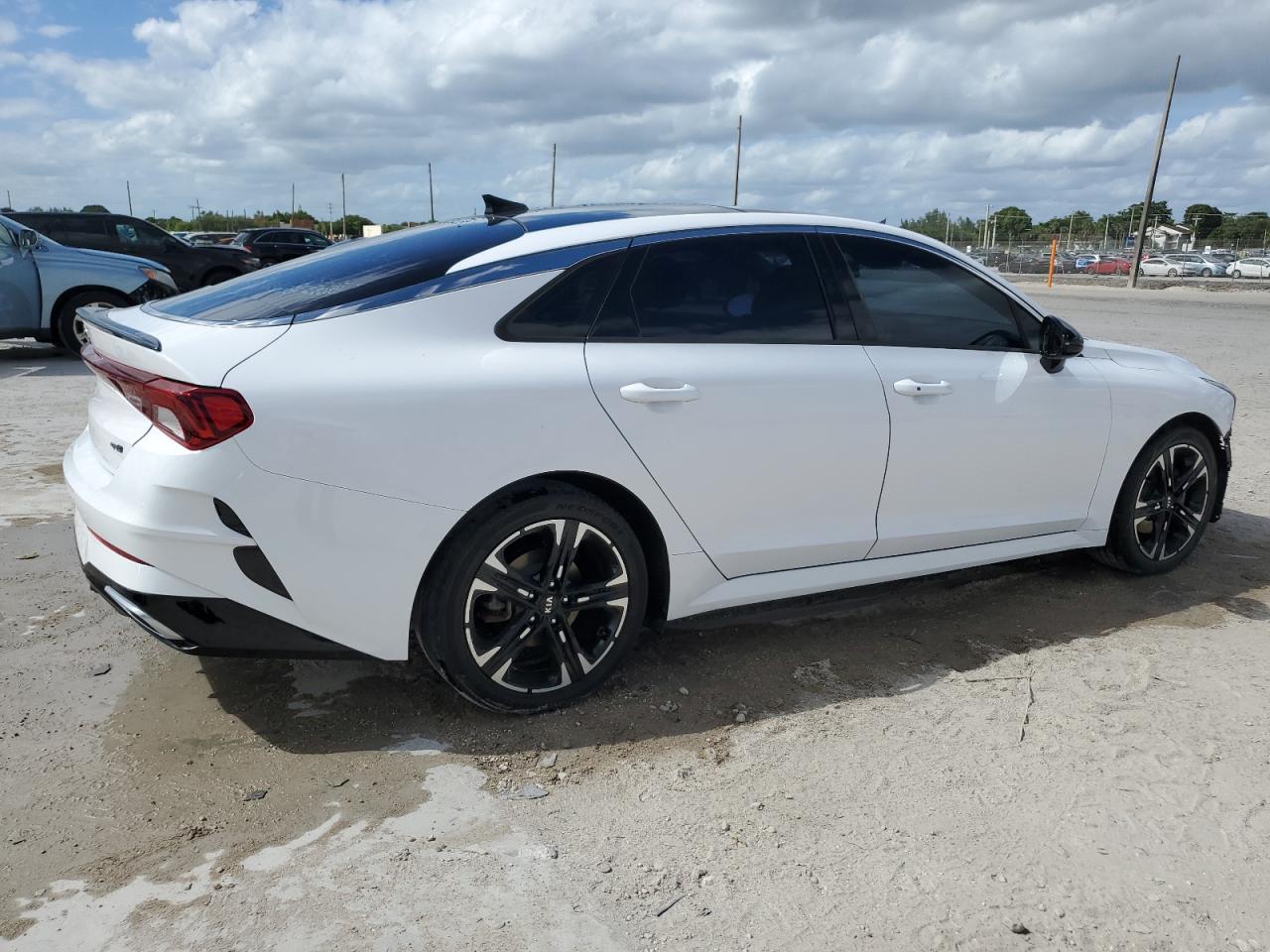 2021 KIA K5