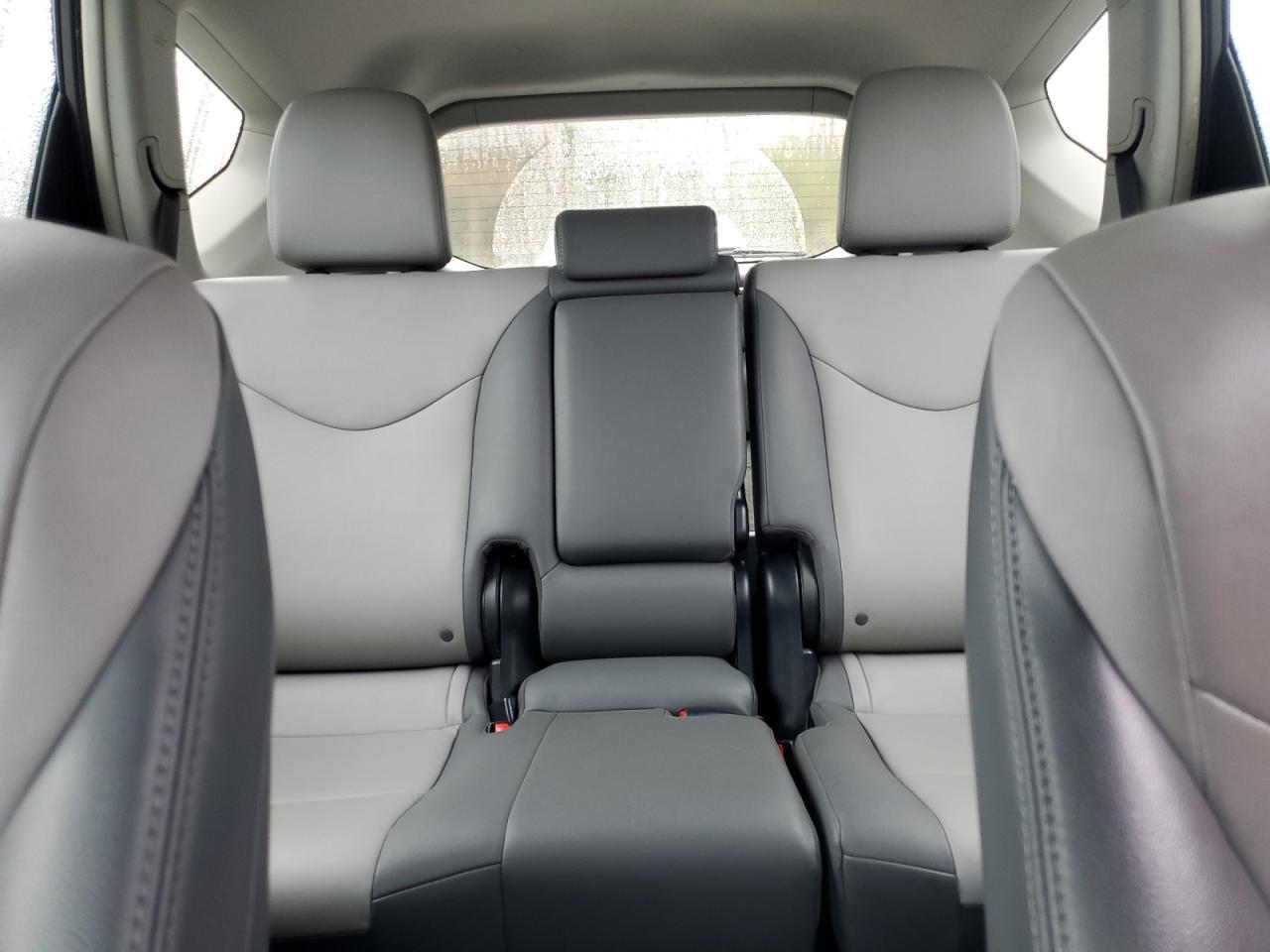 2015 TOYOTA PRIUS V