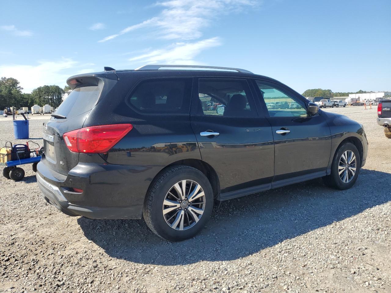 2019 NISSAN PATHFINDER