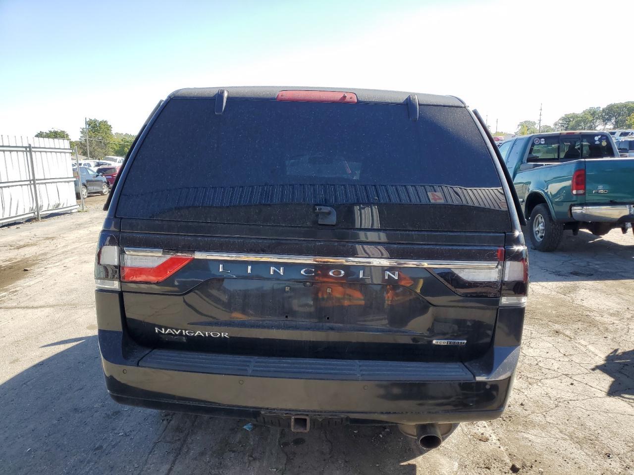 2015 LINCOLN Navigator