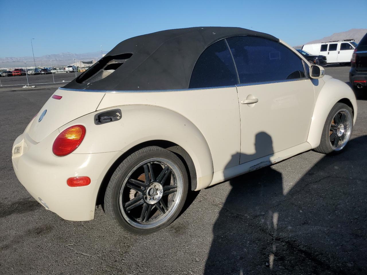 2004 VOLKSWAGEN Beetle