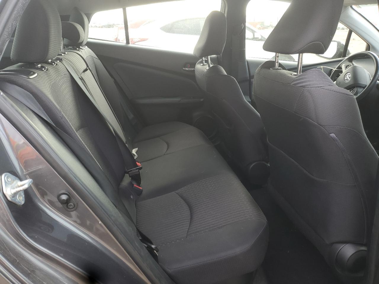 2018 TOYOTA PRIUS