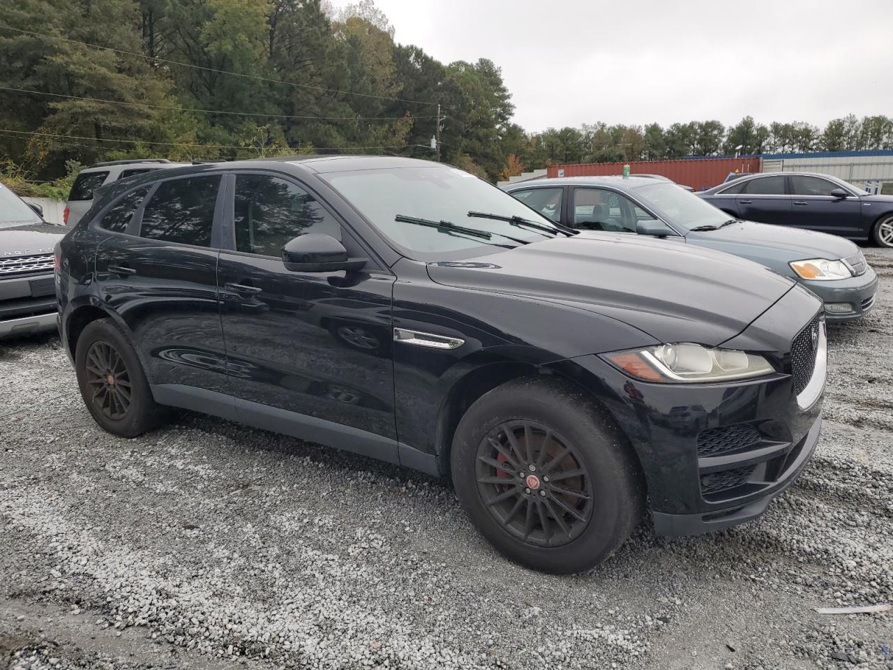 2017 JAGUAR F-Pace